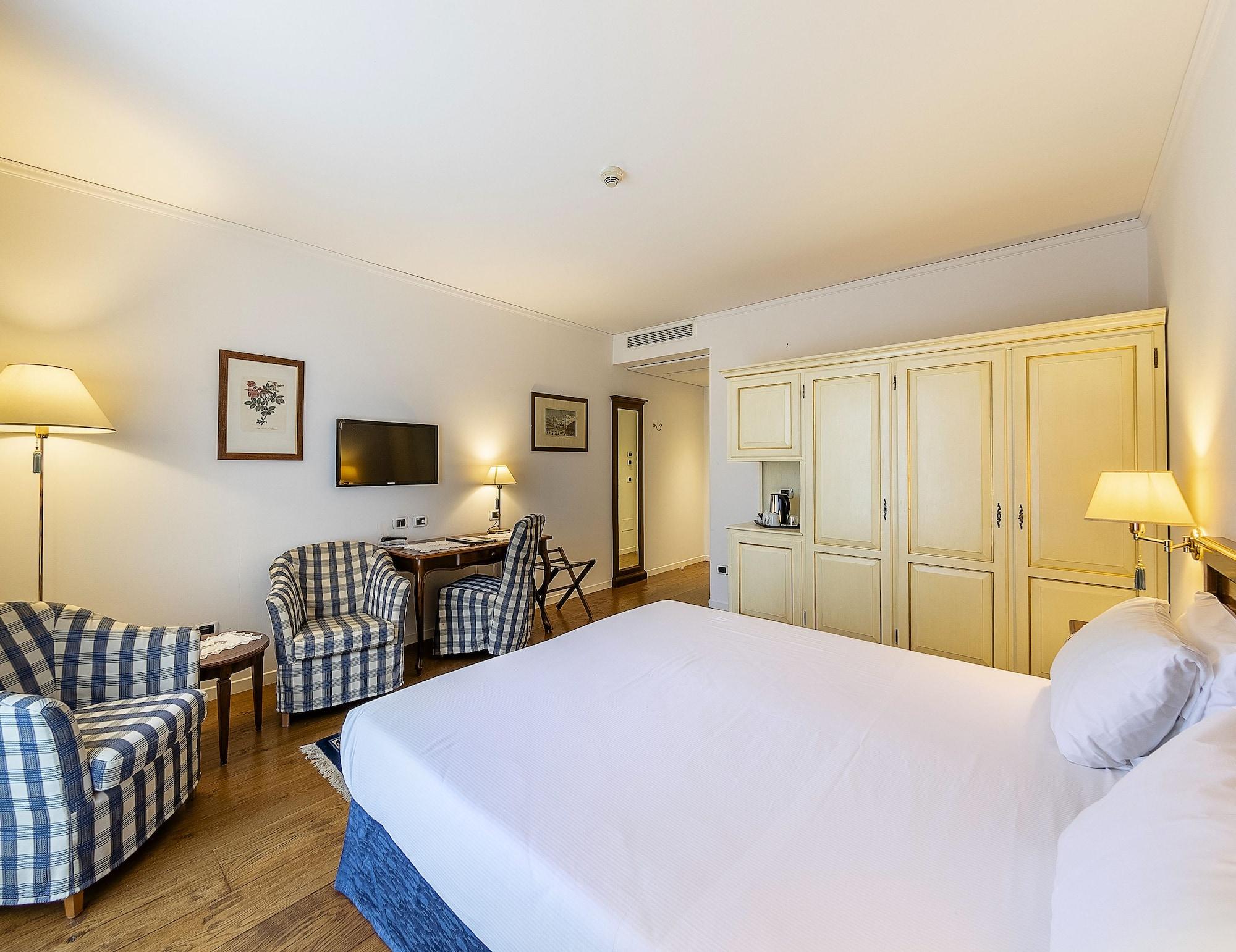 Borgo Ca Dei Sospiri Hotel Quarto dʼAltino Buitenkant foto