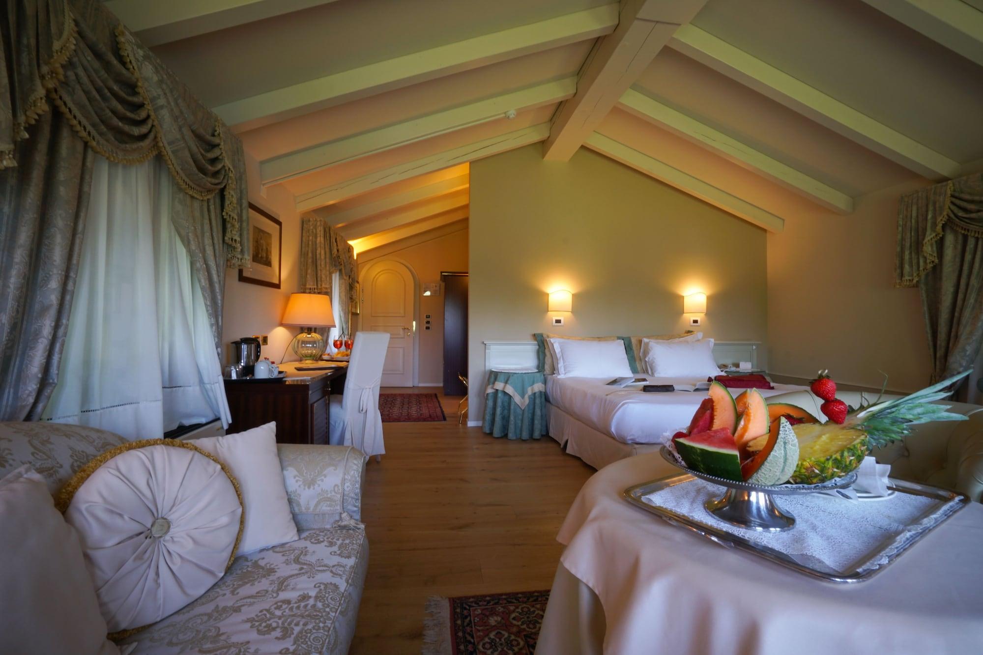 Borgo Ca Dei Sospiri Hotel Quarto dʼAltino Buitenkant foto