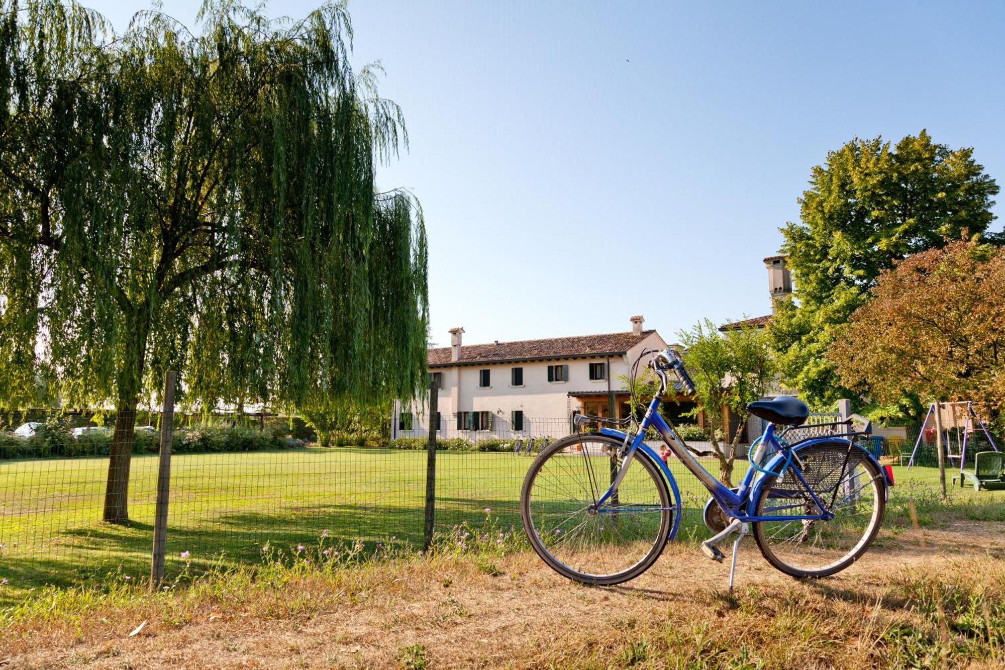 Borgo Ca Dei Sospiri Hotel Quarto dʼAltino Buitenkant foto