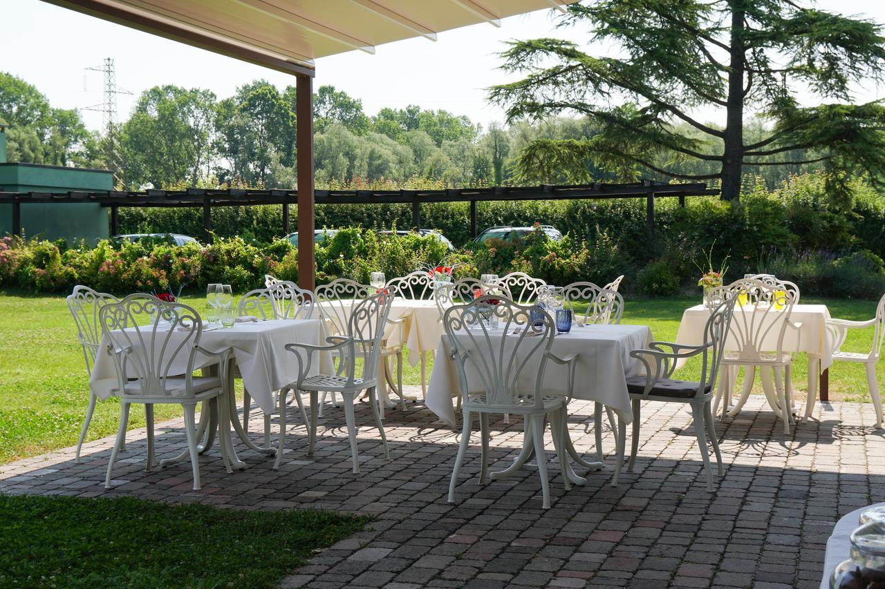 Borgo Ca Dei Sospiri Hotel Quarto dʼAltino Buitenkant foto